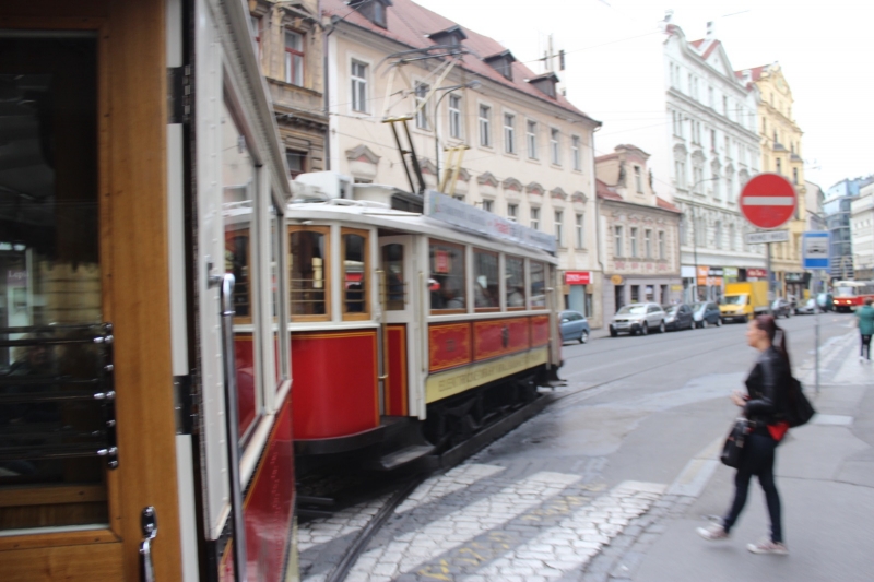 PRAGA16