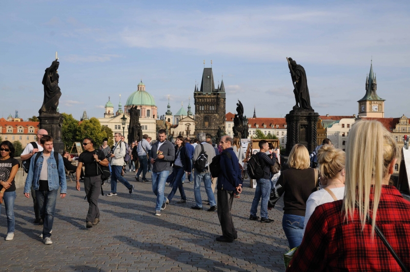PRAGA5